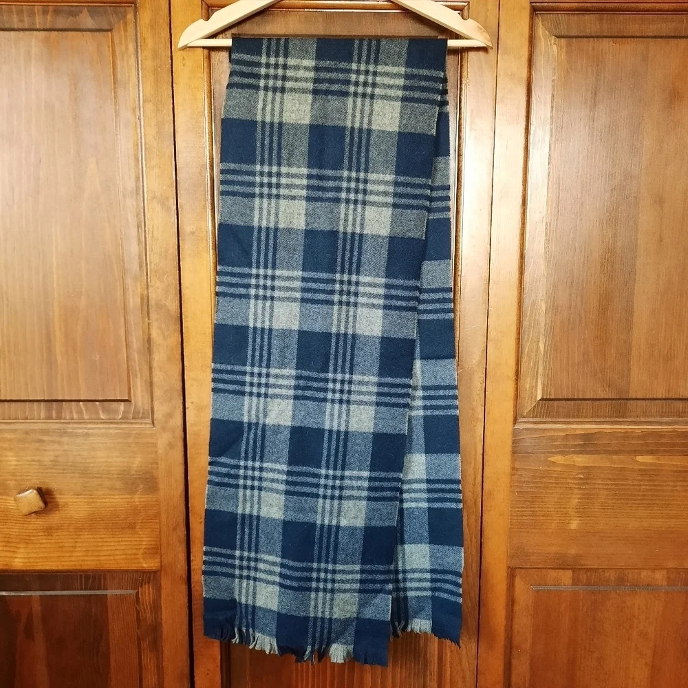 J. Crew Wool Baby Alpaca Gray Navy Blue Plaid Fringe Ends Winter Scarf Unisex OS